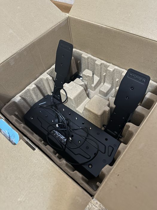 Руль Moza R3 черный