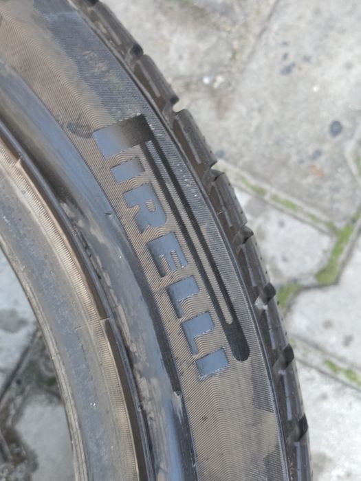 245 45 19 Pirelli