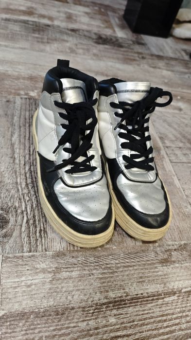 Сникърси / кецове Bershka 38 номер