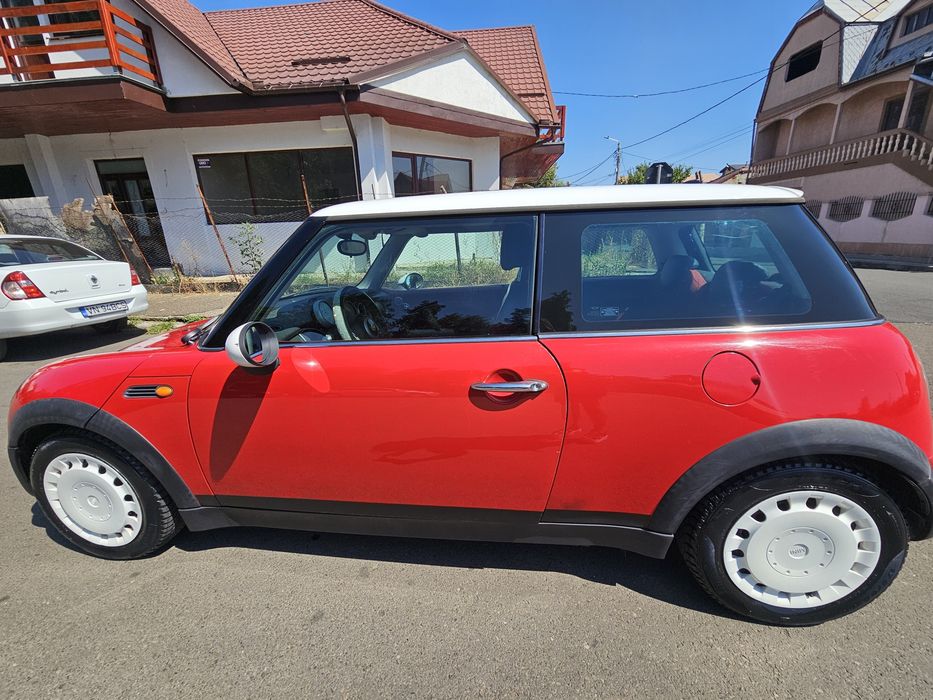Vând mini cooper