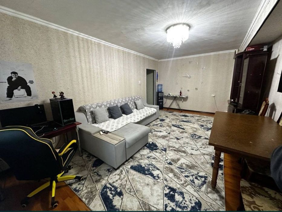 ~‼️ Чилонзор 20 ‼️3 хона срочно сотилади