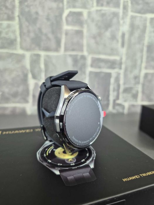 Huawei Watch GT6 46mm ЧИСТО НОВ