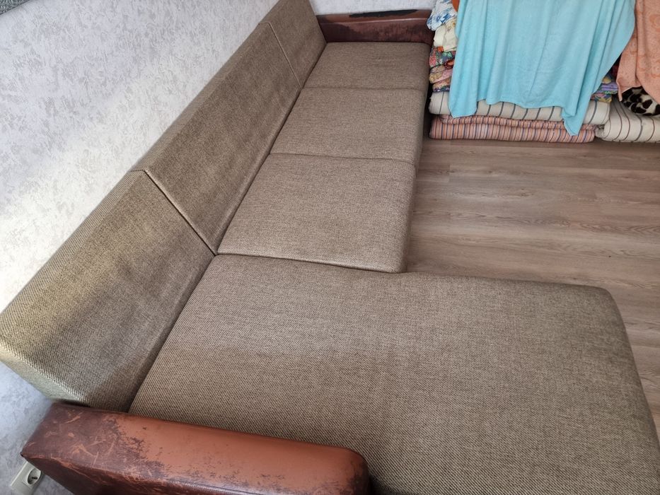 Продам белоруский диван