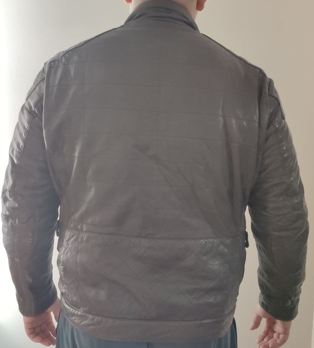 Продам куртку Massimo Dutti