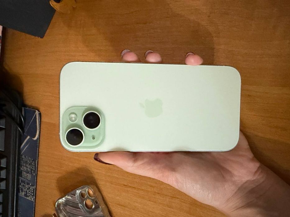 Продам iphone 15
