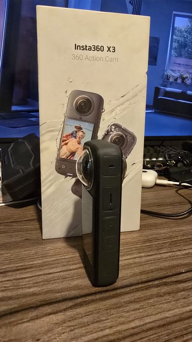 Insta 360 x3 ...