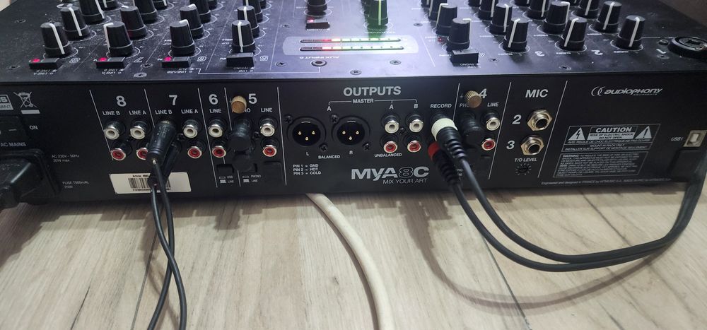 Mixer audio perfect funcțional