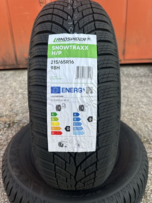 Нови Зимни Гуми LANDSPIDER SNOWTRAXX H/P 215/65R16 98H 2156516