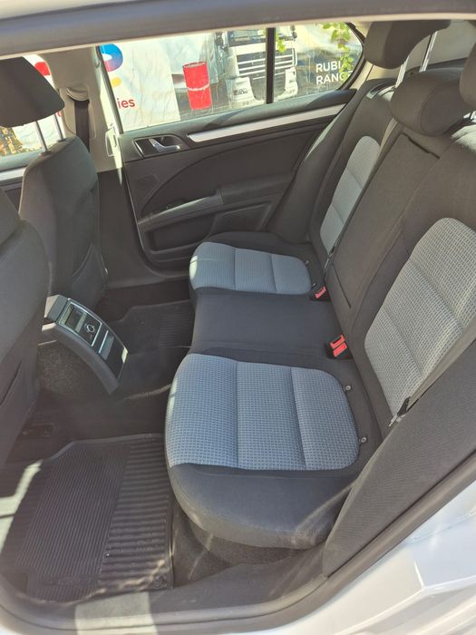 SKODA Superb 2012 — imagine 2