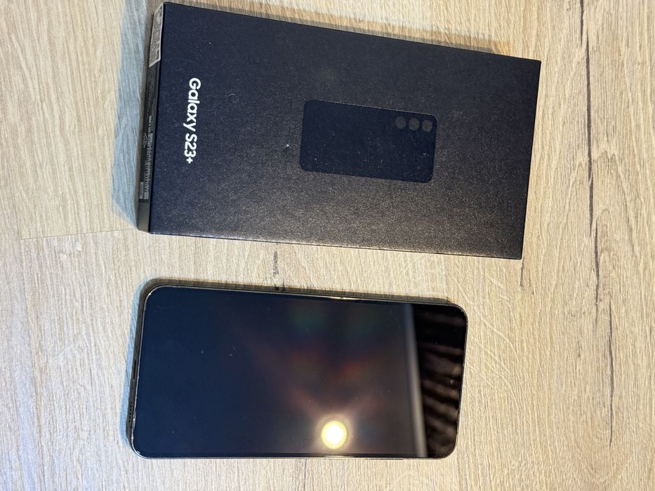 Продам samsung S23+