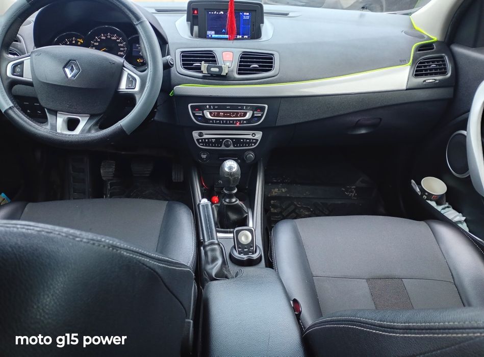 Vând Renault fluence