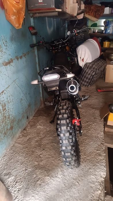 Продам эндуро 300кубов