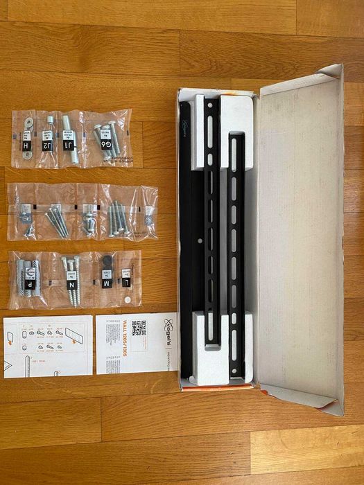 TV стойкa Vogel's WALL 1205