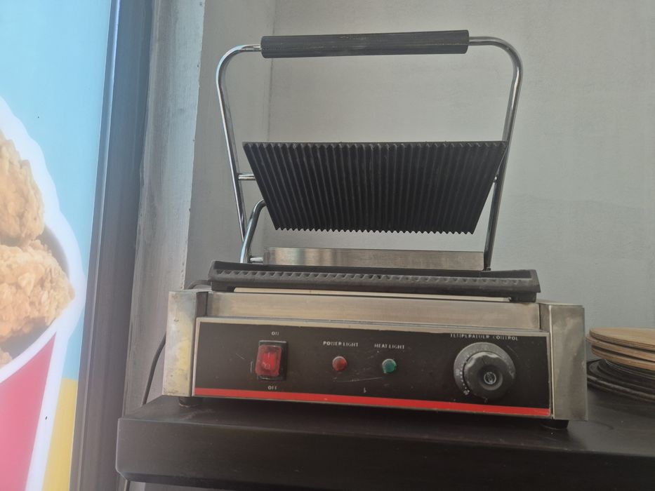 Донер апарат в хорошем состоянии