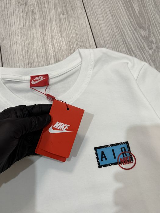 Tricou Nike Air white cu imprimeu pe fata si pe spate   – mărimea M