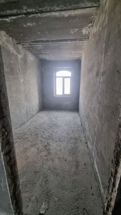 Comfort hous uy sotiladi