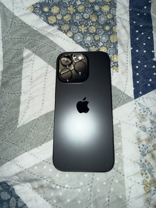 Iphone 16 pro , Цвет black titanium