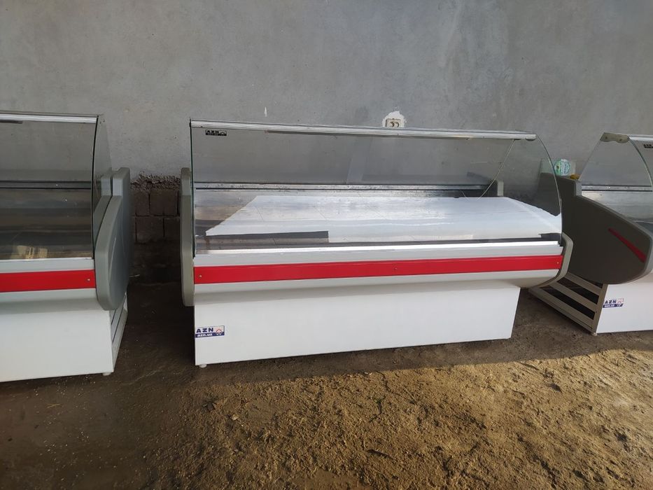 Холодильник для магазина