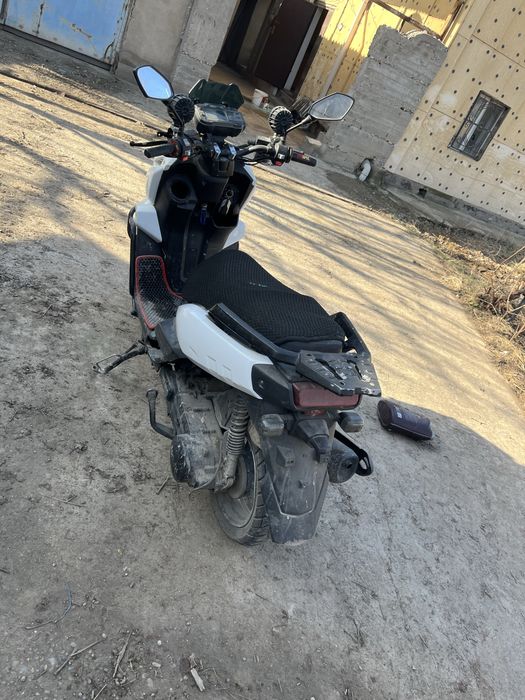 Скутер танк 150