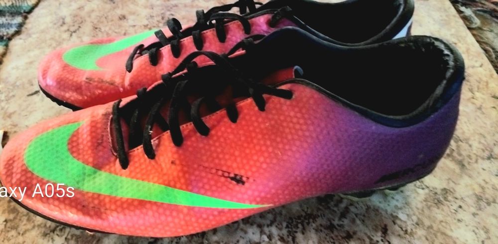 Бутонки Nike Mercurial