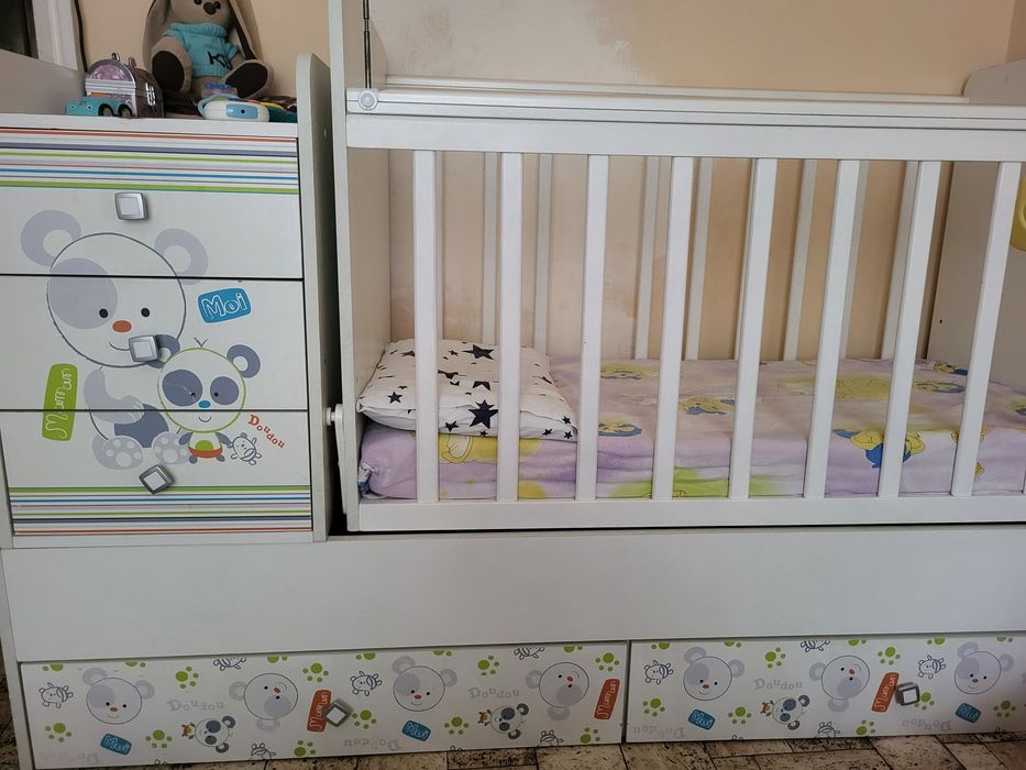 Продаю кроватку детскую