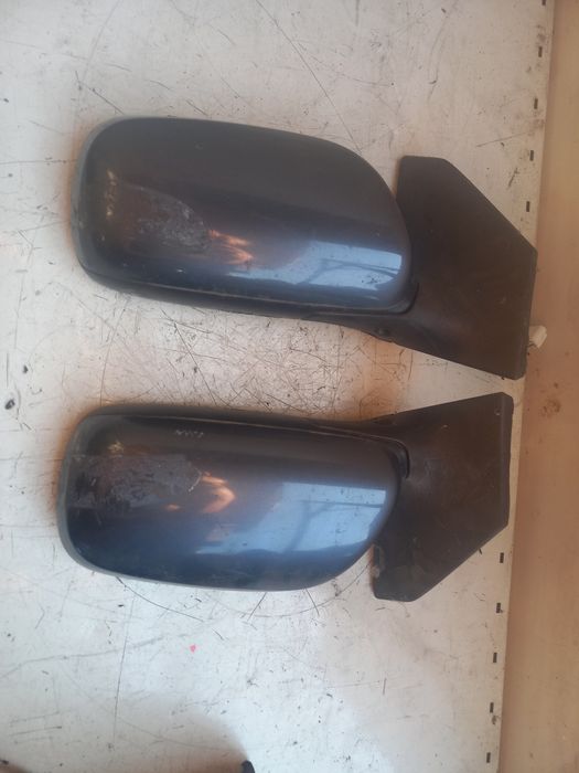 Огледала Toyota Avensis T25