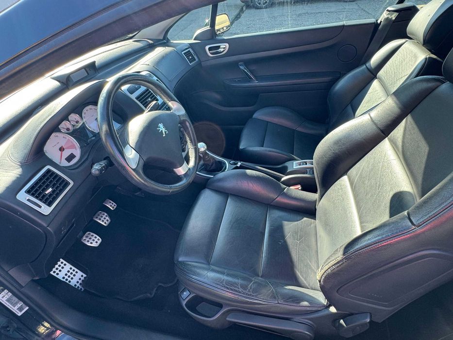 Peugeot 307 cc , cabrio , piele , 2004 , jante aluminiu , 2.0 benzina