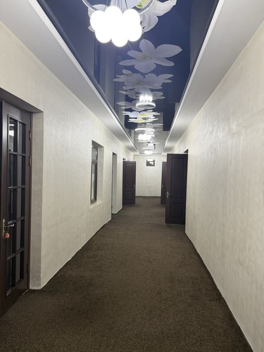 Uy sotiladi,narxi kelishiladi. Qibrayda