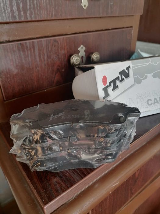 Накладки предни за тойота  нови