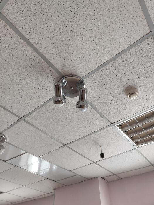 Продается люстра