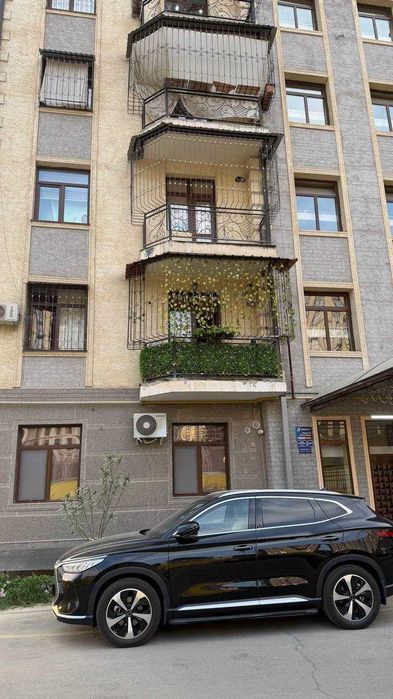 "Yakkasaroy Dream House 4xonali tayor kvartira sotiladi 3/10 104m2"