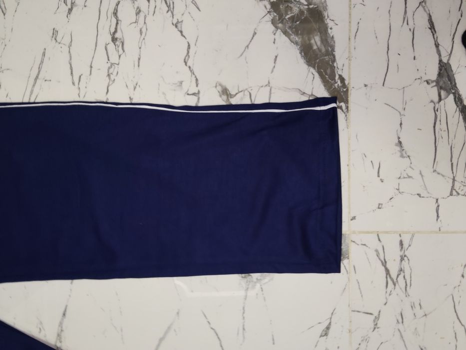 Pantaloni de trening Oysho