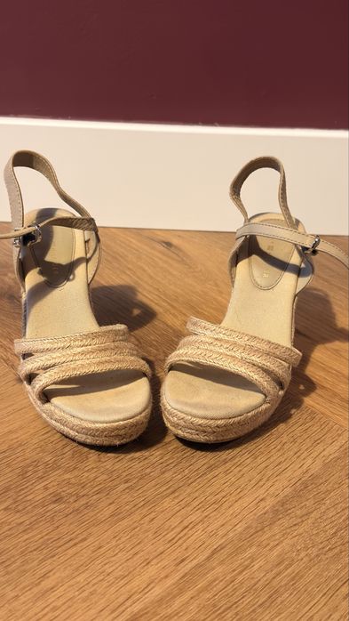Sandale cu platforma Tommy Hilfiger 36