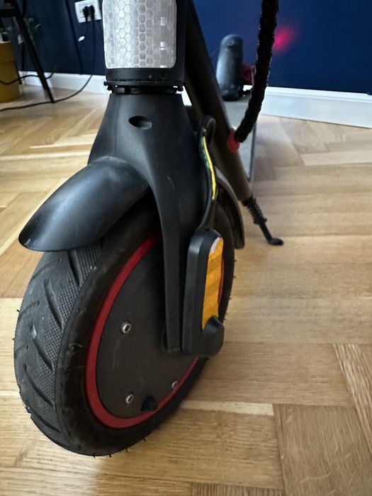 Trotineta electrica UrbanGlide 85 City – controller YFS 350W – Bluetooth – 30 km/h