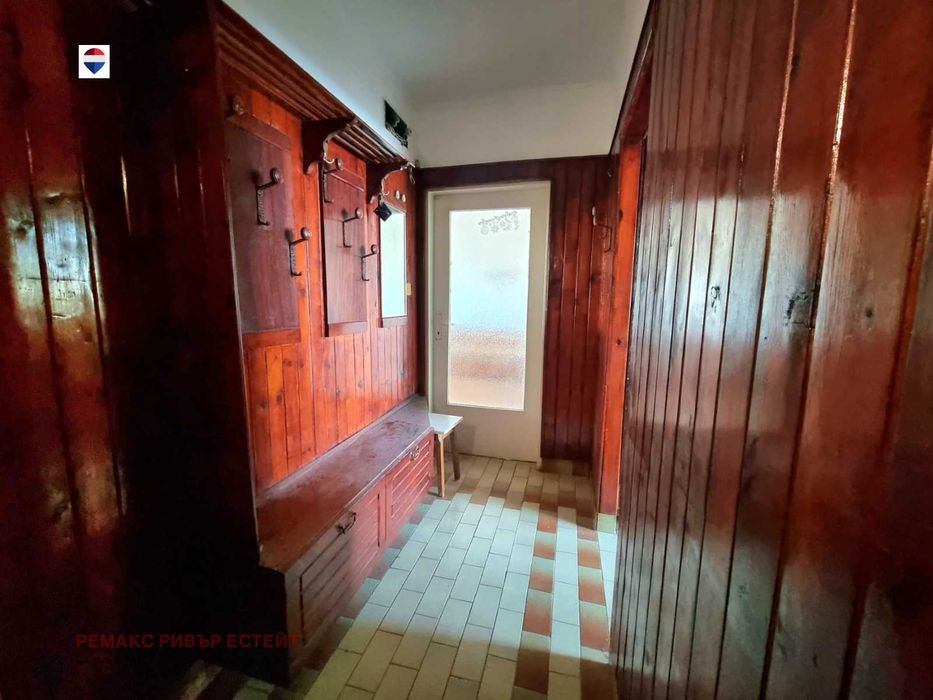 Продава се Четиристаен апартамент в Русе, Възраждане - 95 кв.м за 553 €/кв.м - Снимка #8