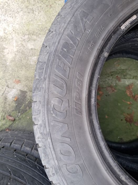 Vind 4 cauciucuri  s.h