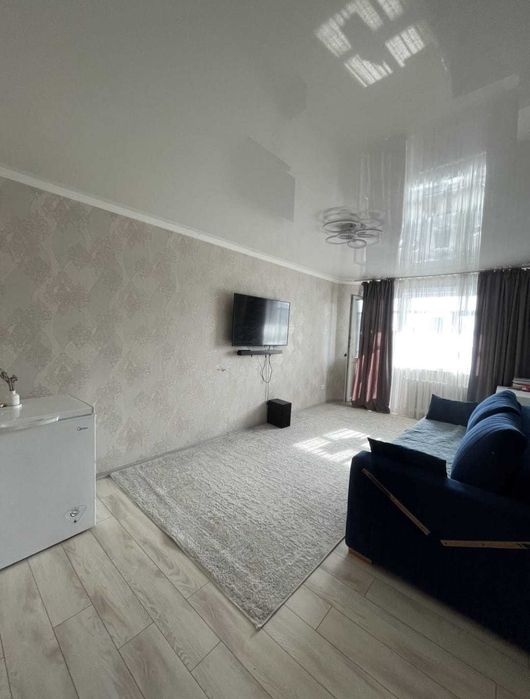 СРОЧНО продам 2 ком квартиру в центре