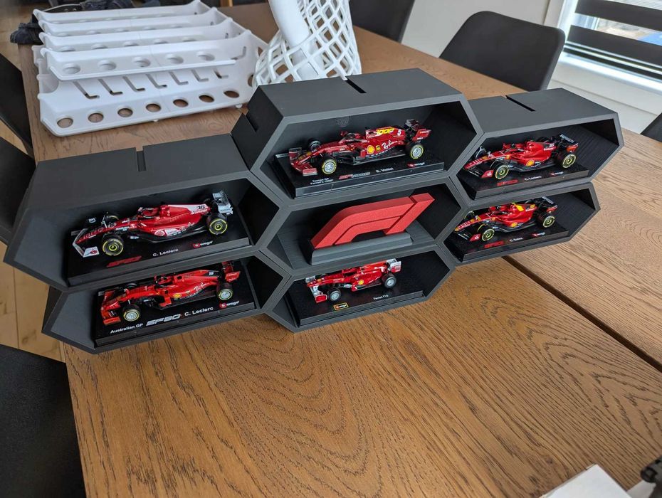 Garaj modular pentru mașinuțe pentru colecționari mari și mici!