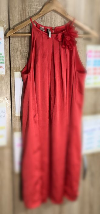 Rochie potrivita sezonului cald