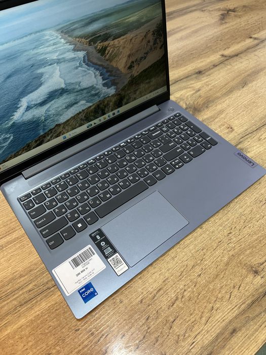 Ноутбук Lenovo Core i5-12