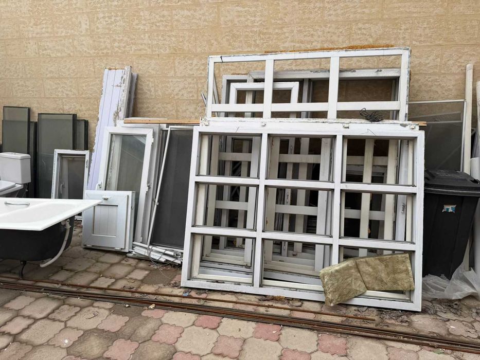 Продаются пластиковые окна и алюминиевые витражи бу