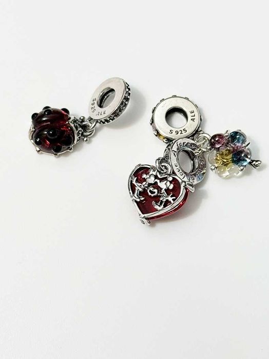 Set 3 talismane/charmuri sticla Murano (inima, buburuza, floricele) - argint - vand lotul sau la bucata