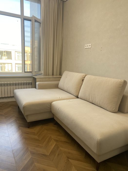 Продам диван дорогой