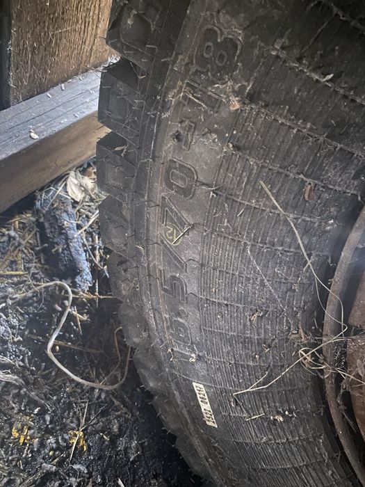 Продам стоит в зерендинском районе село карашілік