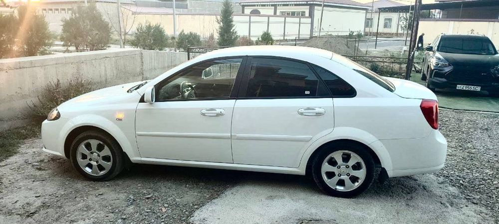 Gentra 2023 белый без люка