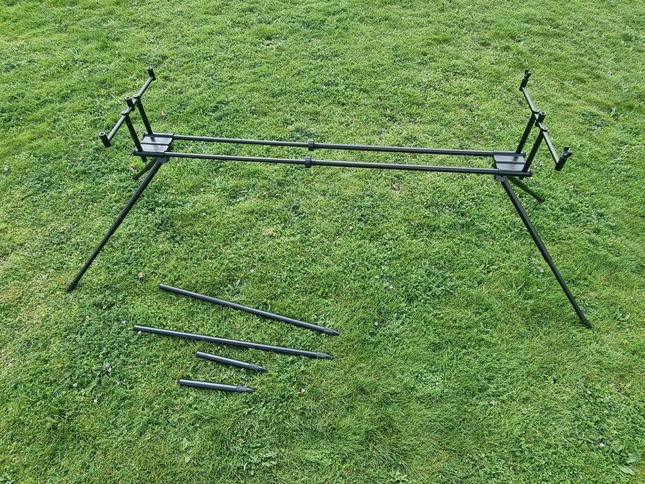 Шаранджийска стойка Delphin RPX-4 + 2 комплекта крака