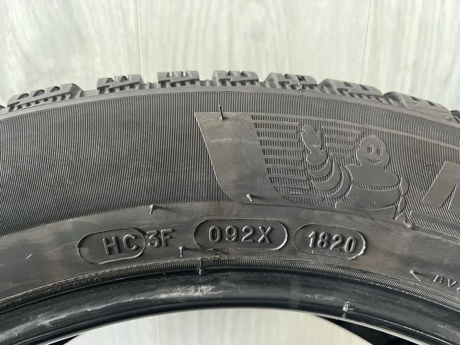 Зимни гуми 215/55/17 Michelin