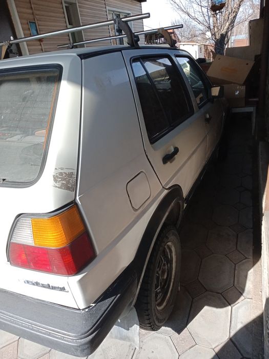 Продам гольф2 на разбор на запчасти