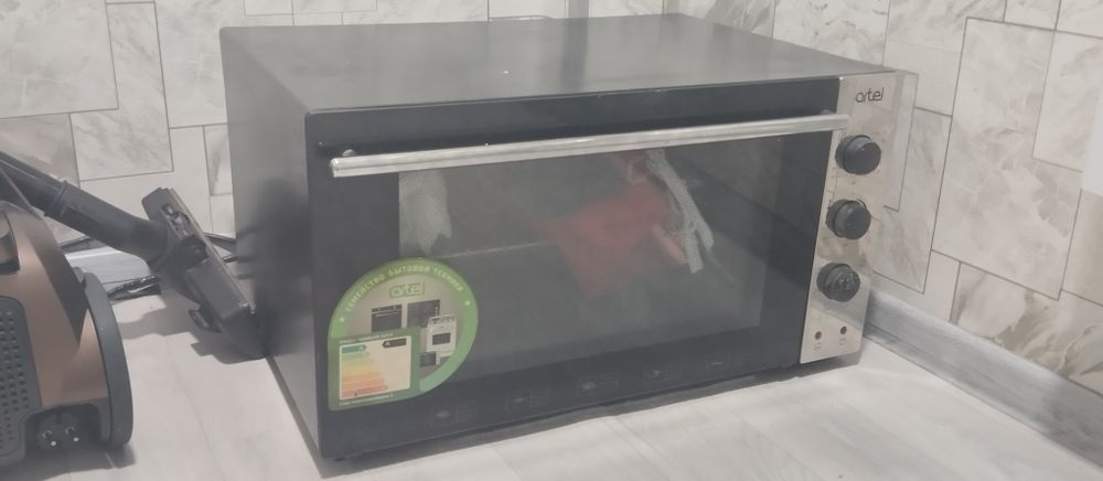 Микровалновий печ