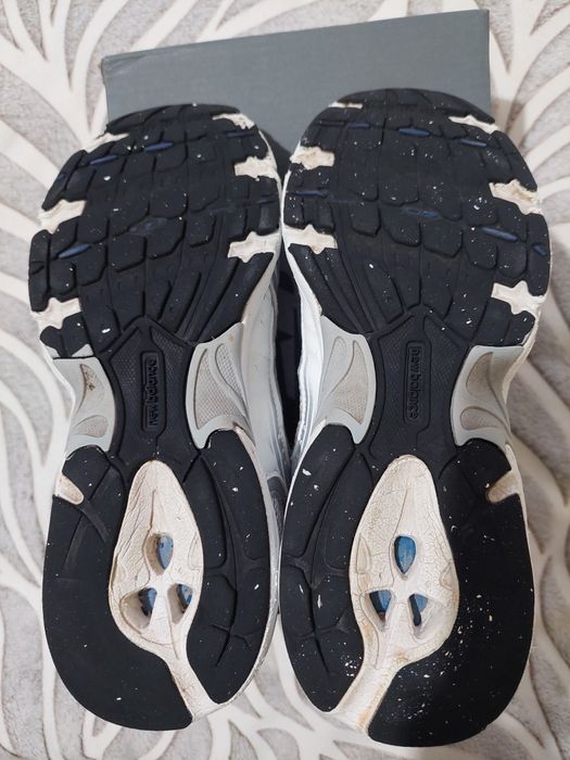 Продам кроссовки New balance